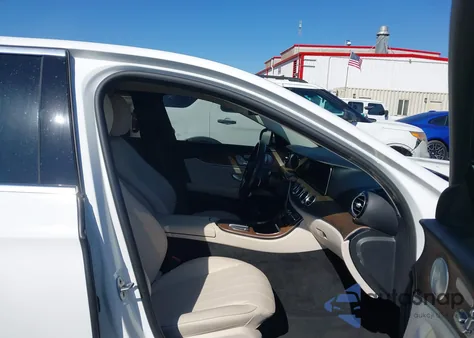 2021 Mercedes-Benz E 350 из США, поврежденный, VIN W1KZF8DB6MA918311